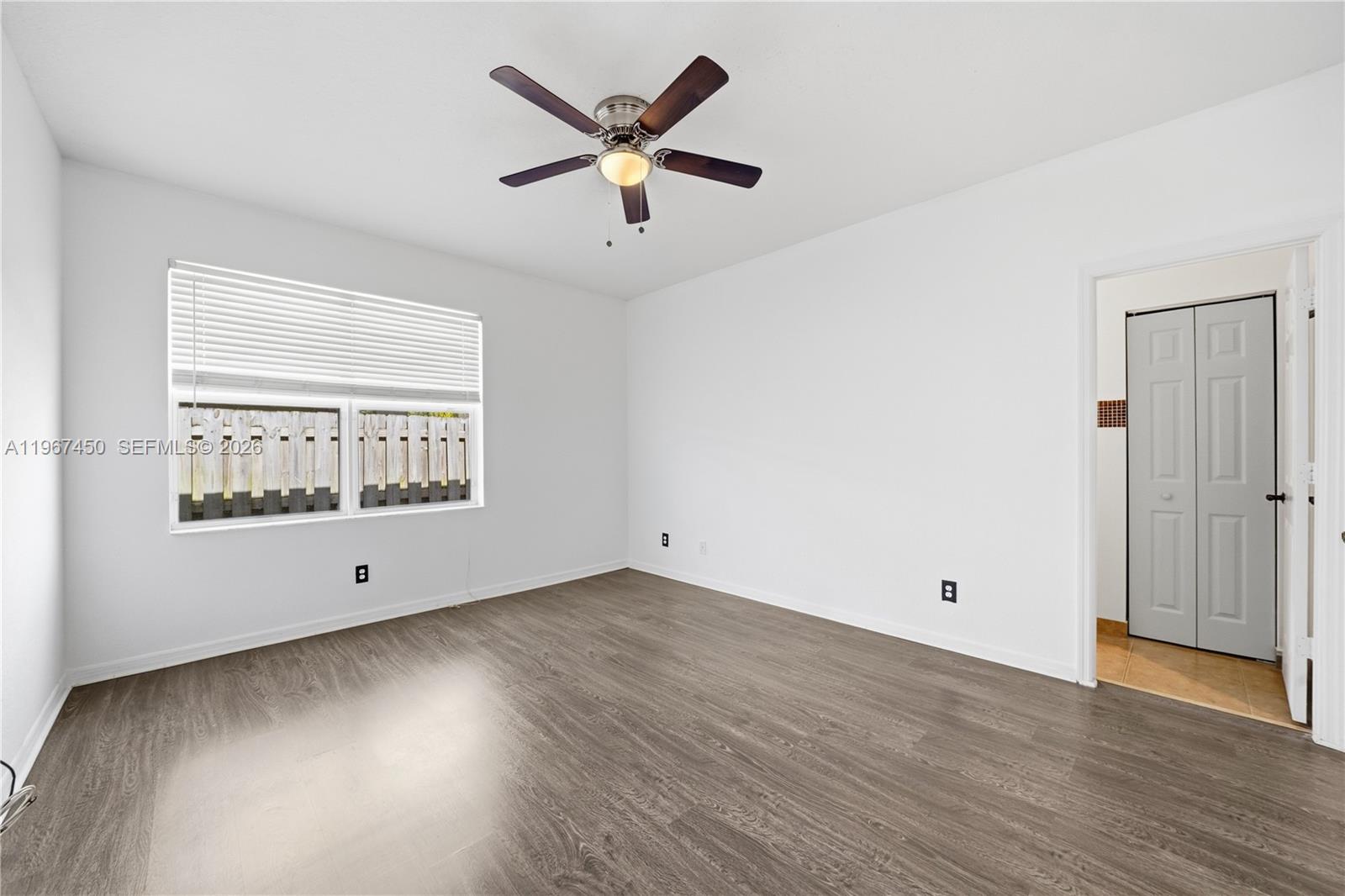 PALM BREEZES CLUB - Residential
