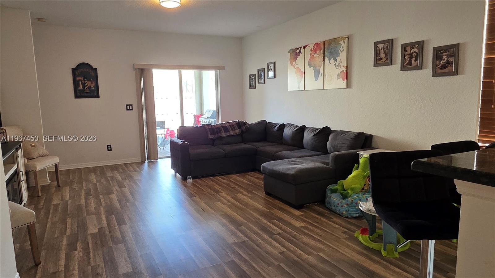 PALM BREEZES CLUB - Residential