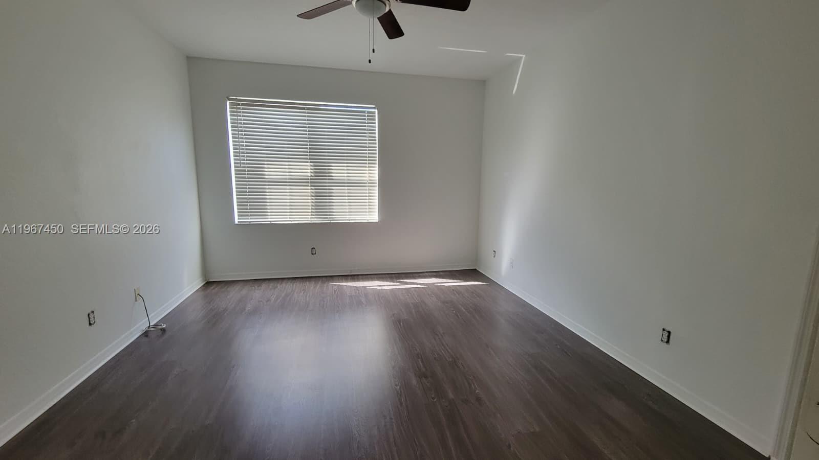 PALM BREEZES CLUB - Residential