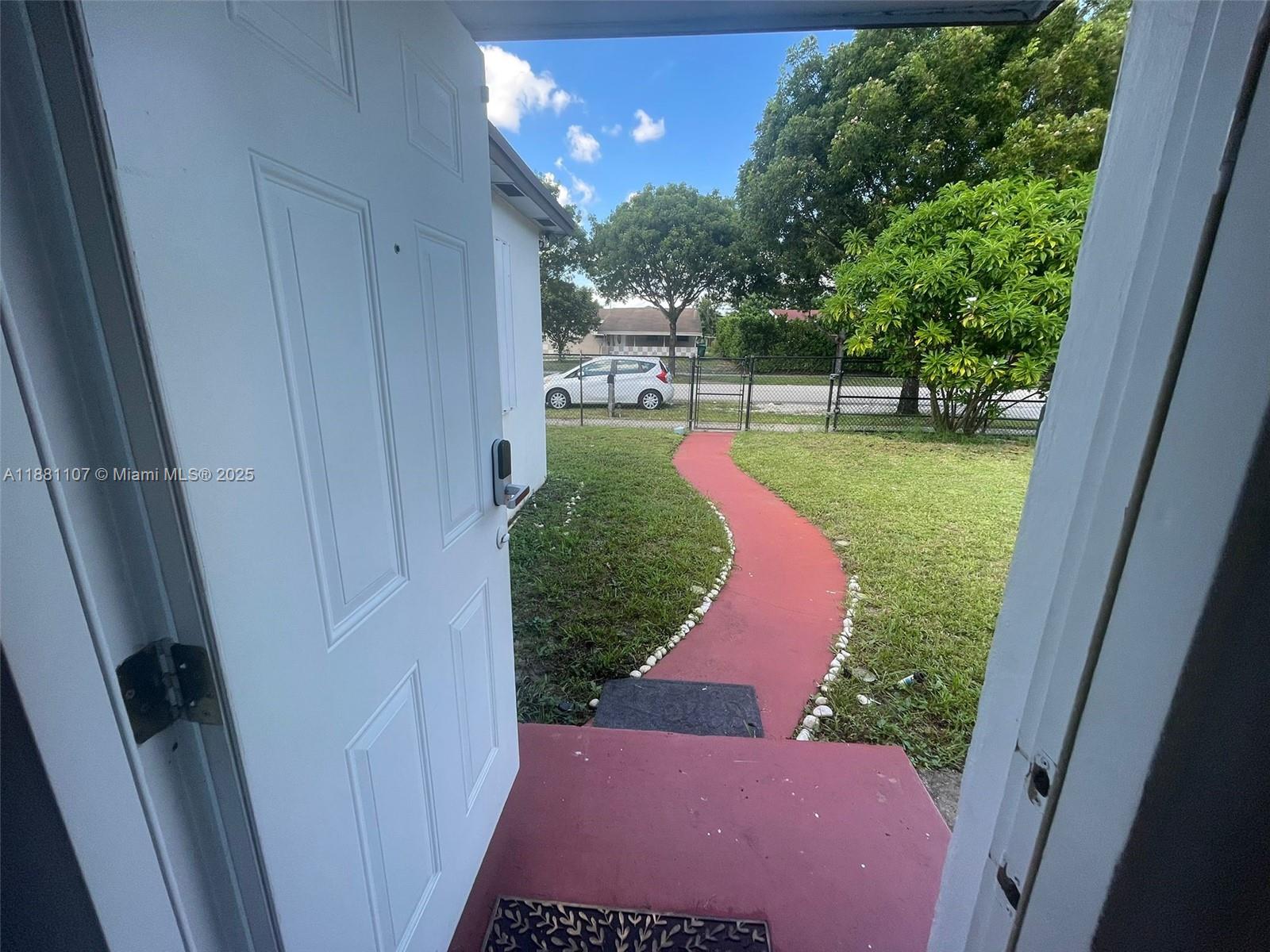 SCOTT LAKE MANOR SEC 3 - Residential