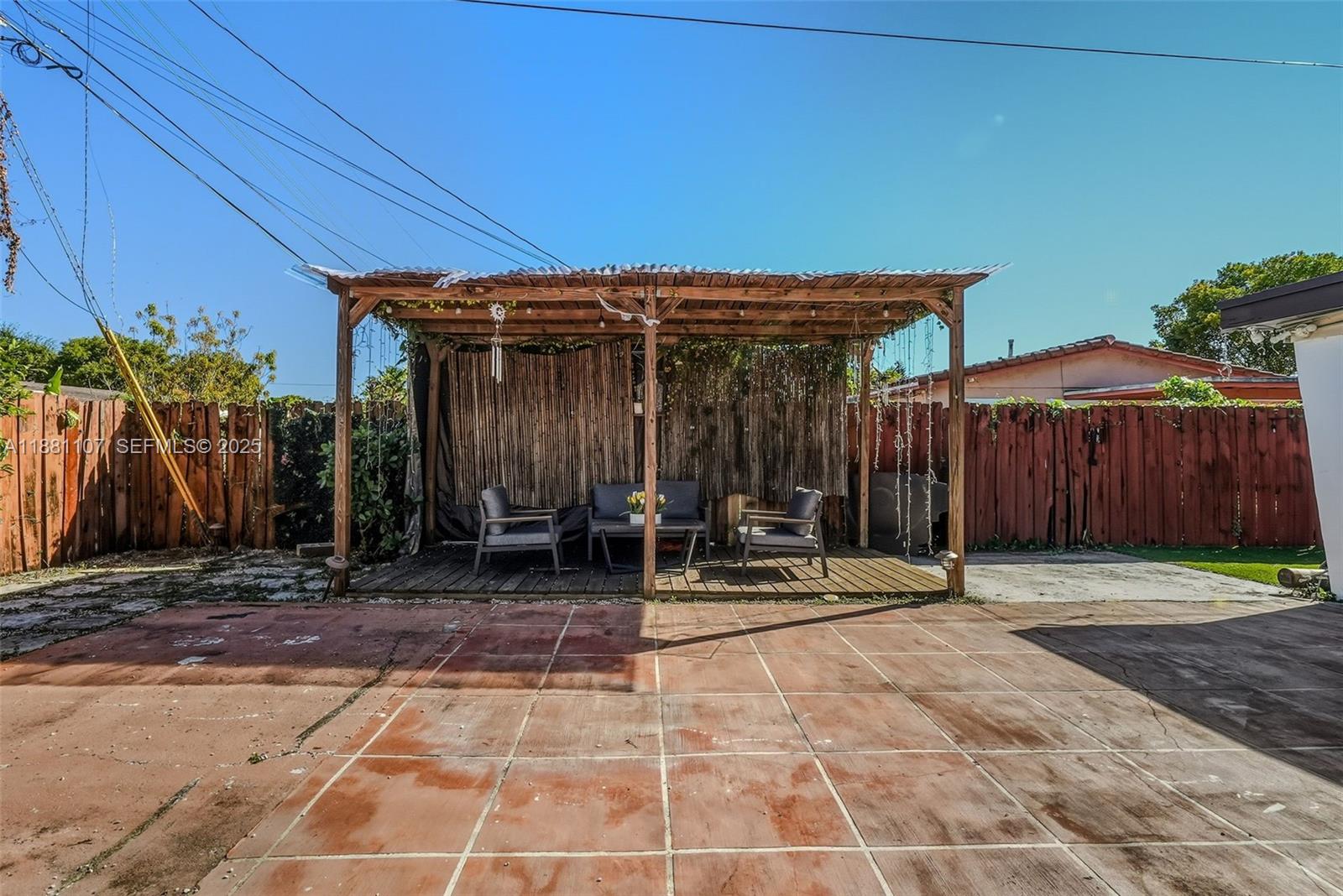 SCOTT LAKE MANOR SEC 3 - Residential