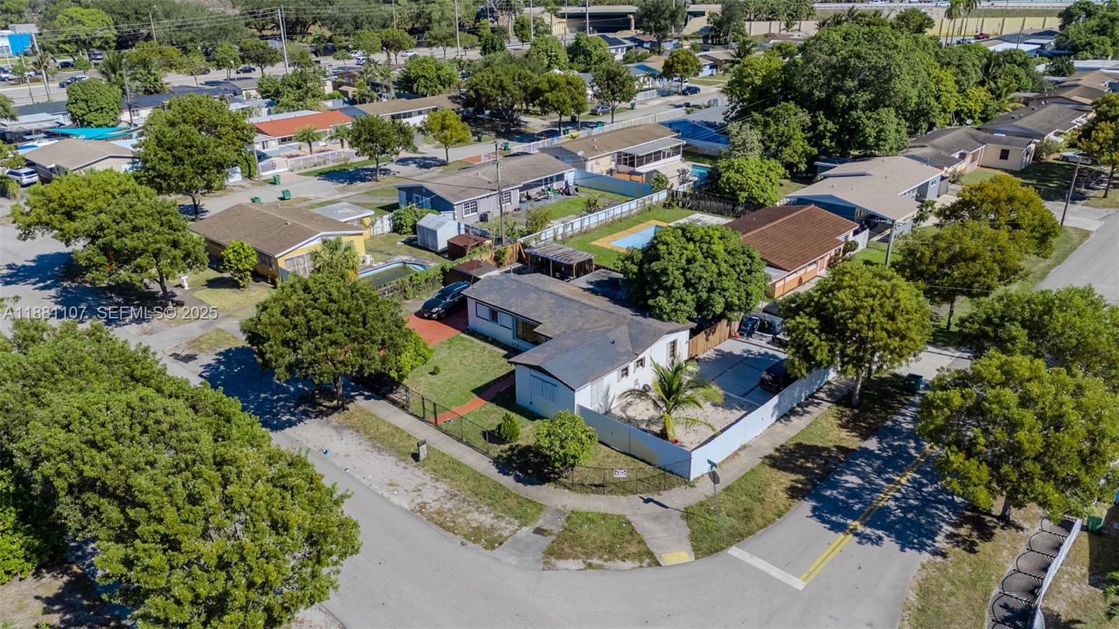 SCOTT LAKE MANOR SEC 3 - Residential