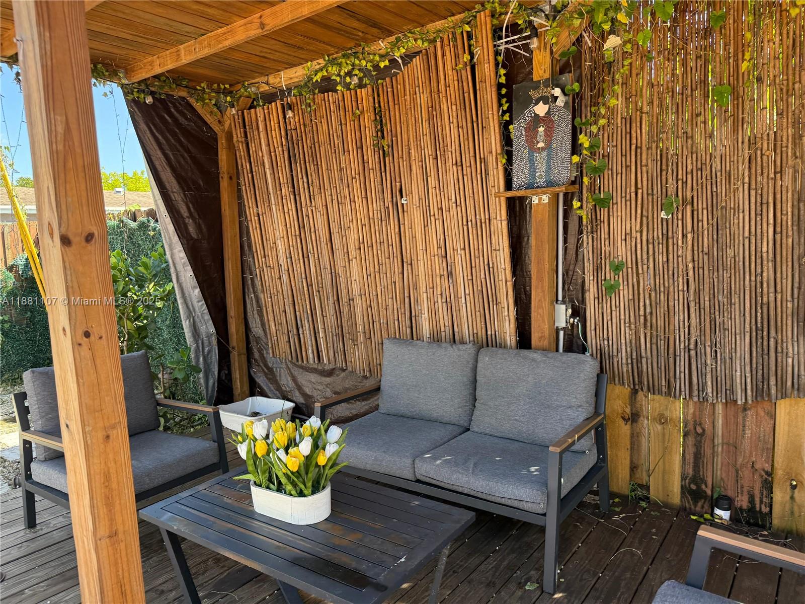 SCOTT LAKE MANOR SEC 3 - Residential