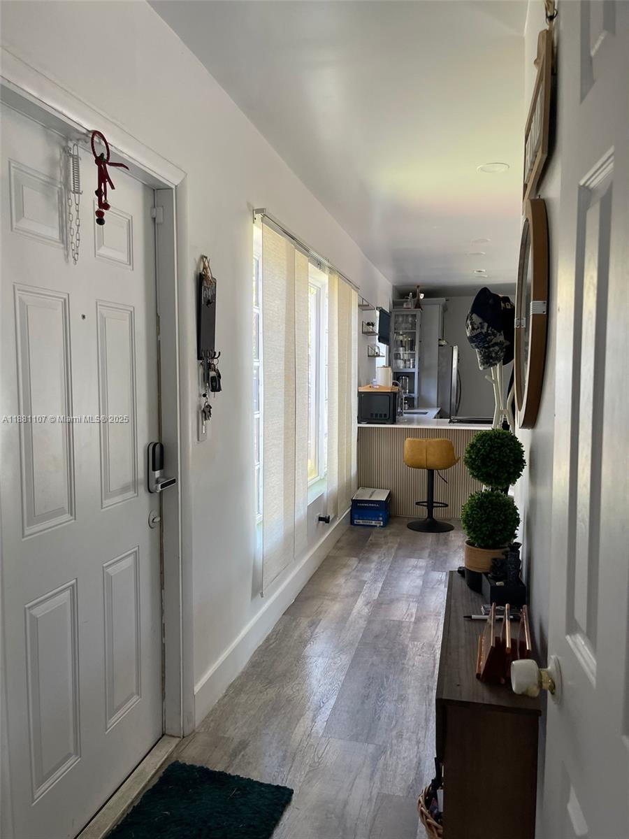 SCOTT LAKE MANOR SEC 3 - Residential