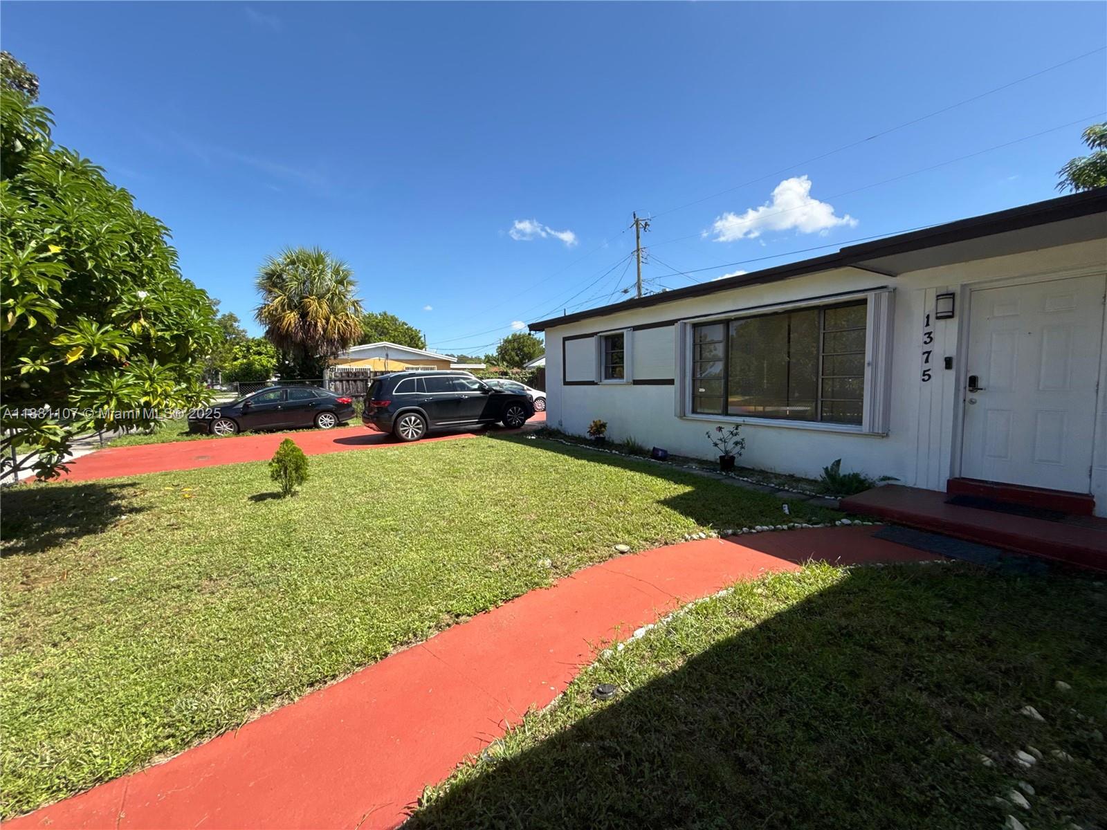 SCOTT LAKE MANOR SEC 3 - Residential