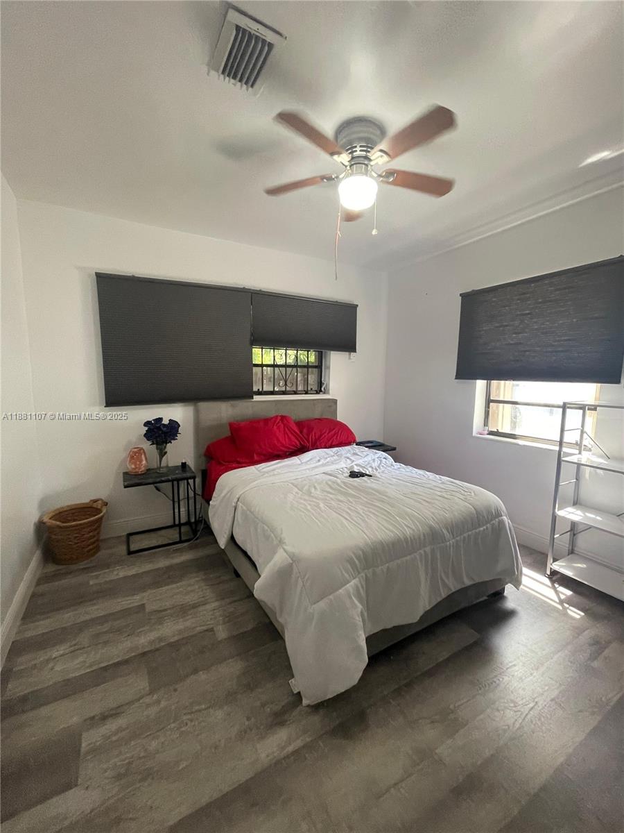 SCOTT LAKE MANOR SEC 3 - Residential