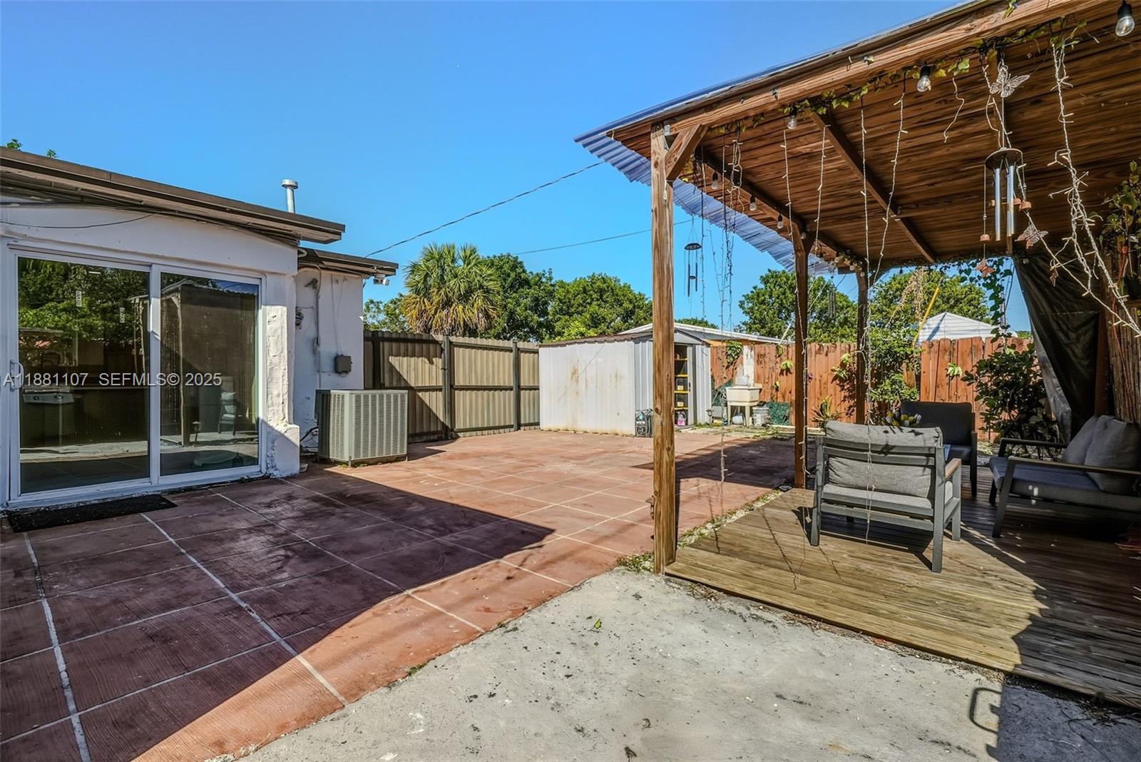 SCOTT LAKE MANOR SEC 3 - Residential