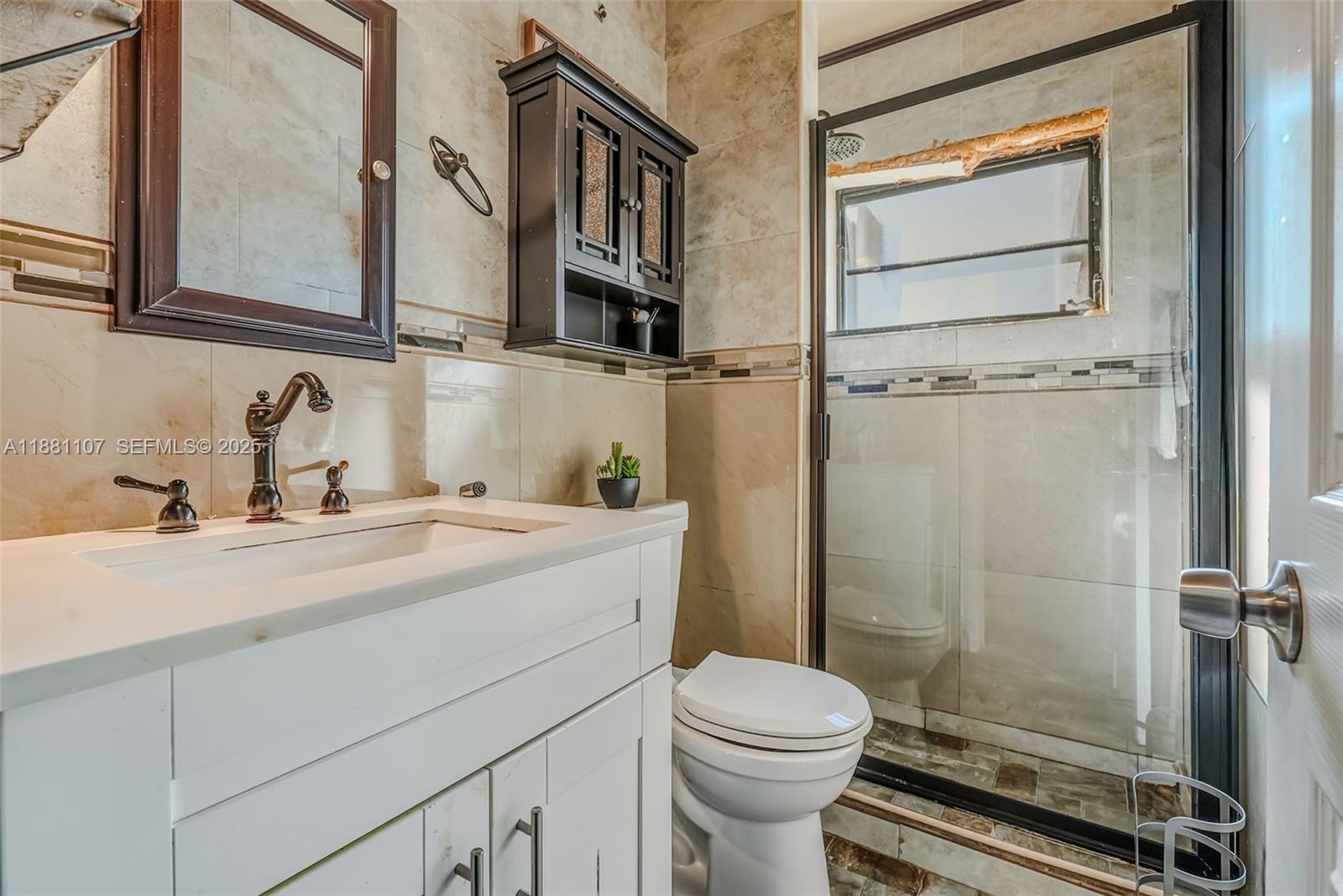 SCOTT LAKE MANOR SEC 3 - Residential