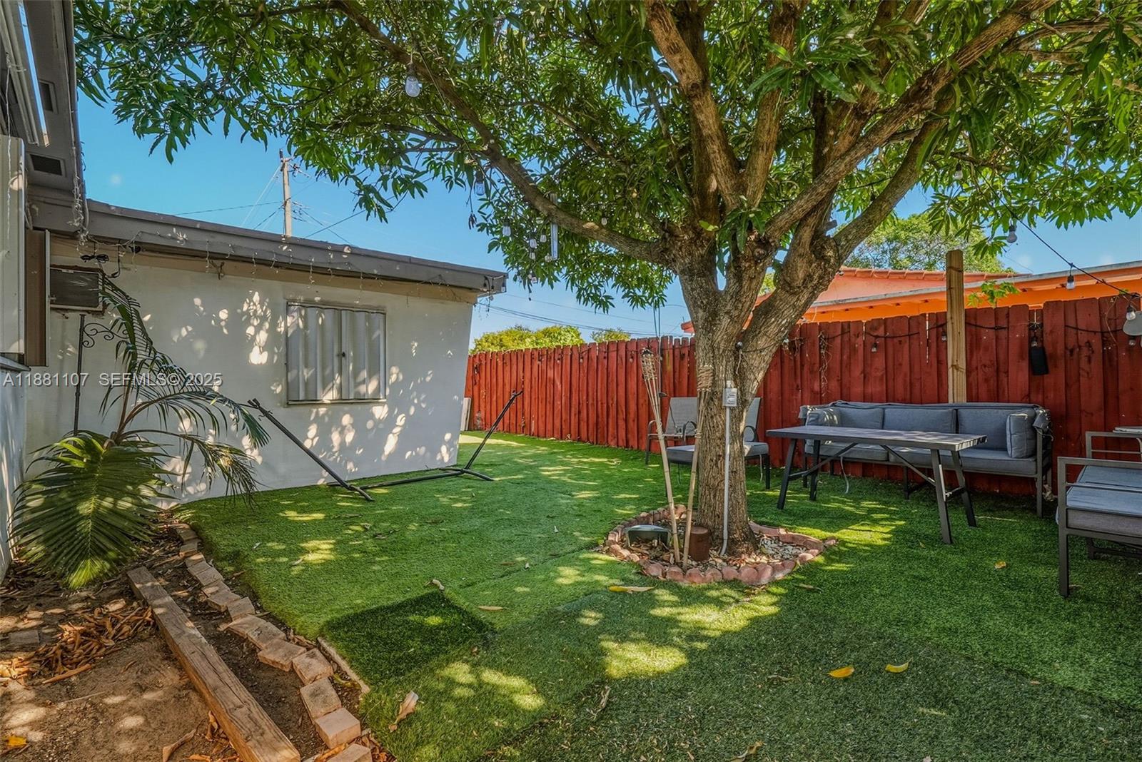 SCOTT LAKE MANOR SEC 3 - Residential