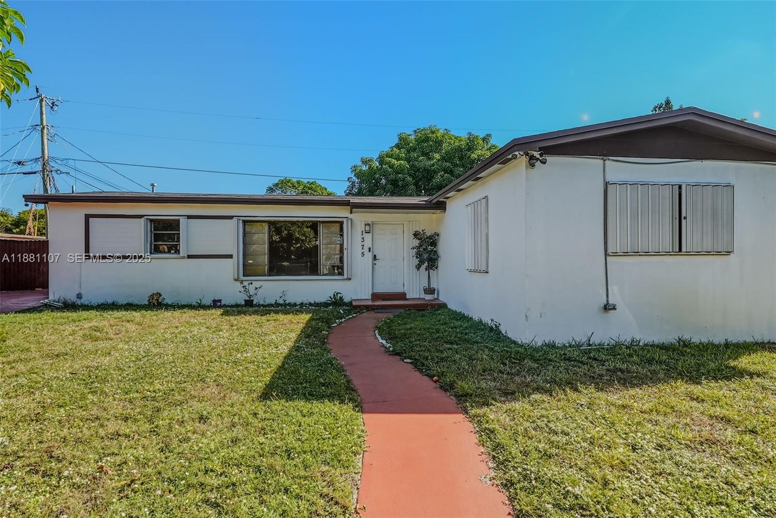 SCOTT LAKE MANOR SEC 3 - Residential