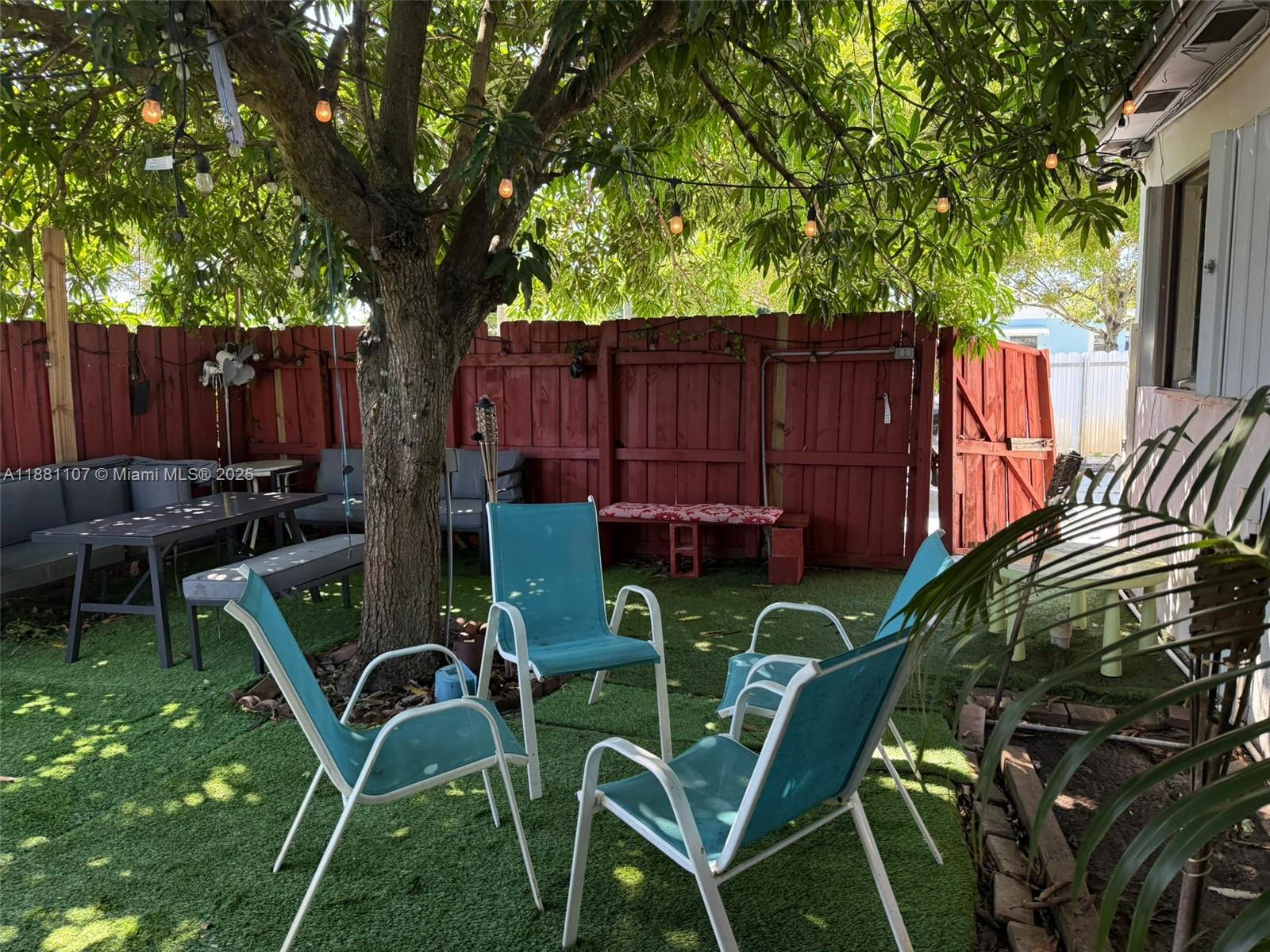 SCOTT LAKE MANOR SEC 3 - Residential