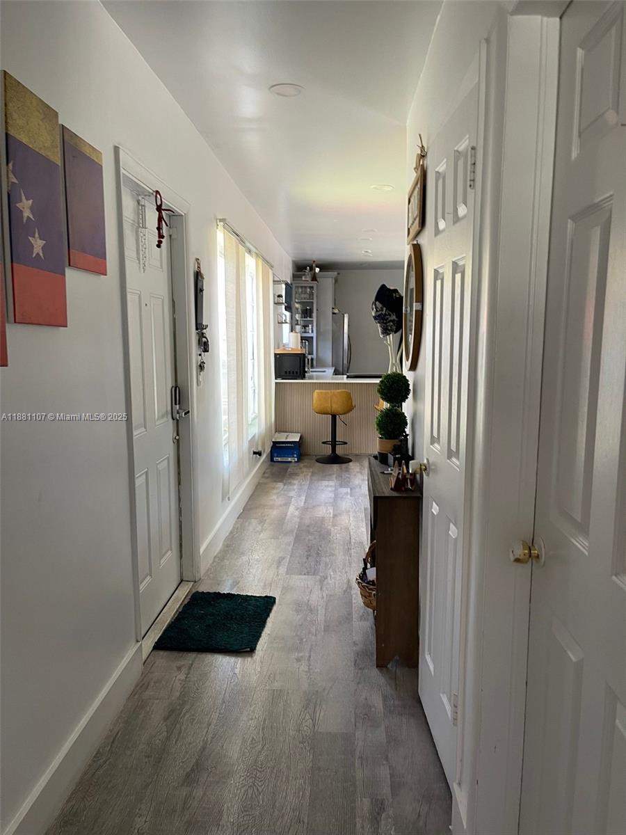 SCOTT LAKE MANOR SEC 3 - Residential