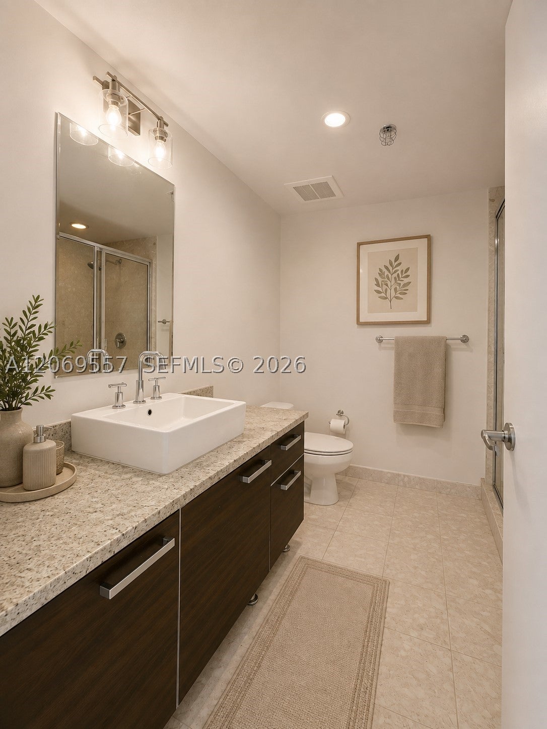 185 SW 7th St 4100