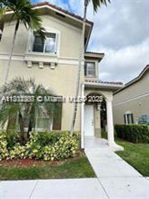 8261 NW 107th Ct 8-10 Doral FL 33178