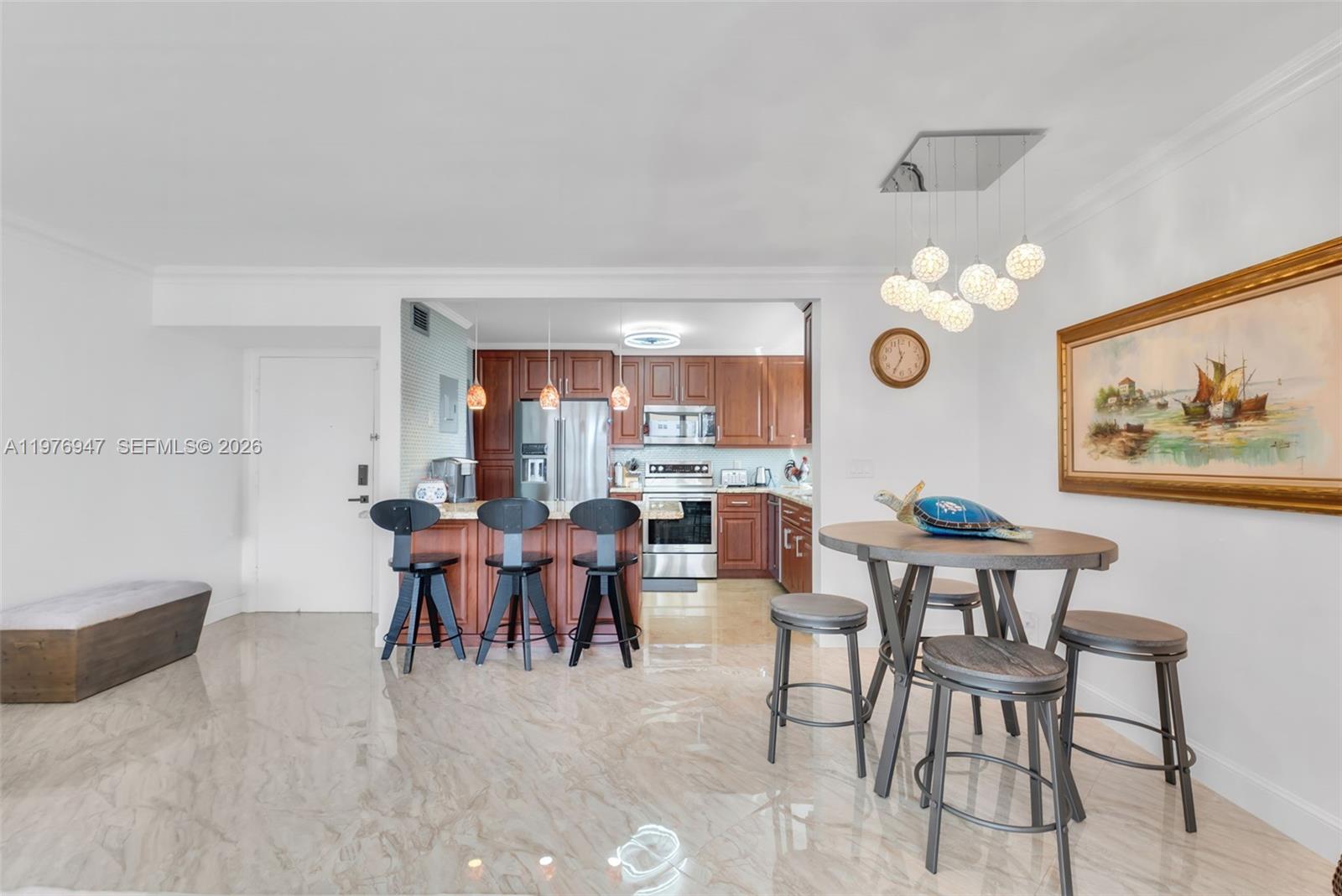 IMPERIAL TOWERS CONDO - Residential