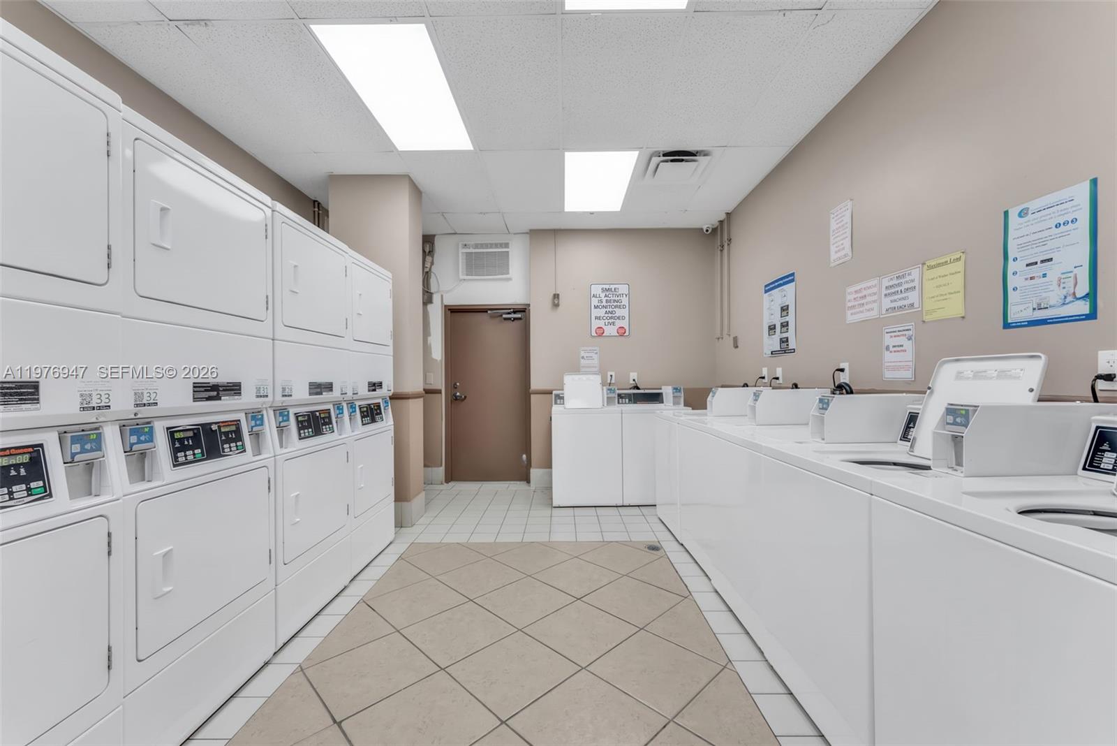 IMPERIAL TOWERS CONDO - Residential