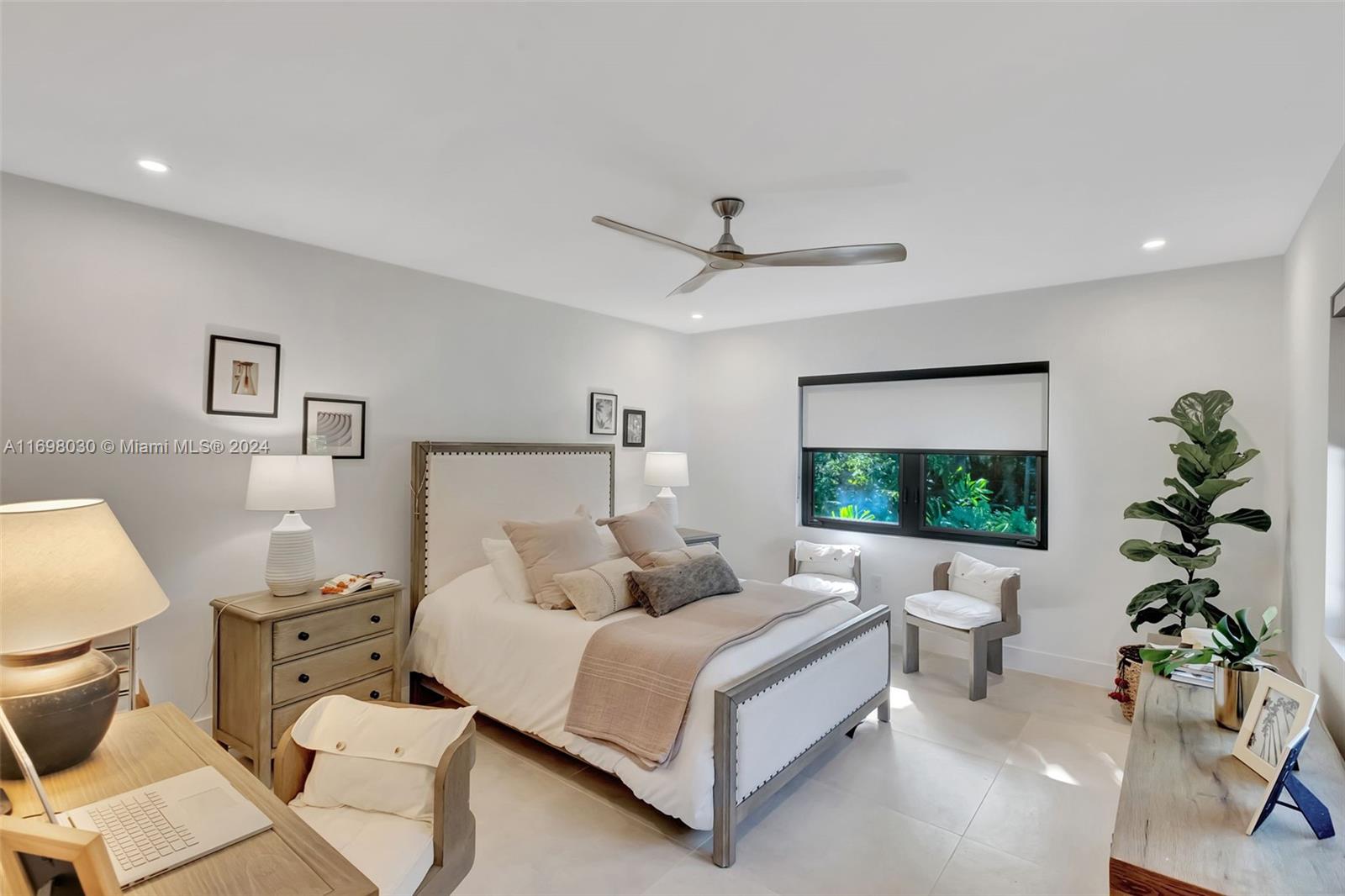 CORAL GABLES RIVIERA SEC - Residential