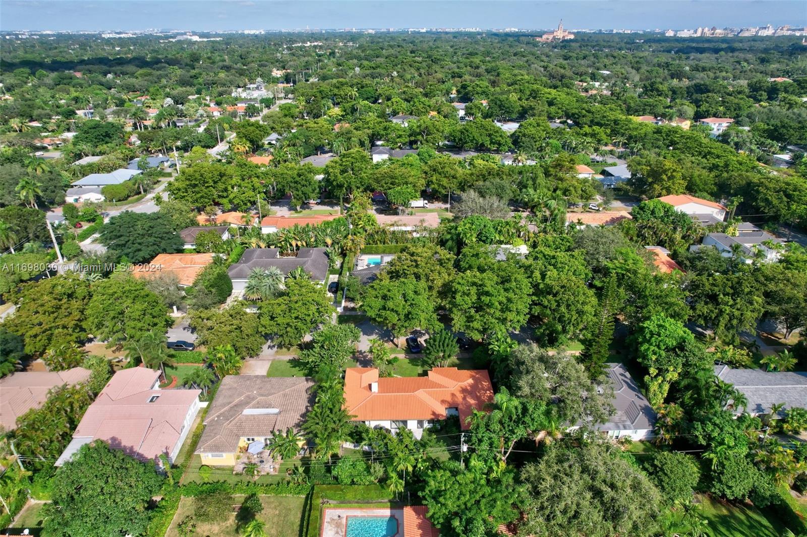 CORAL GABLES RIVIERA SEC - Residential