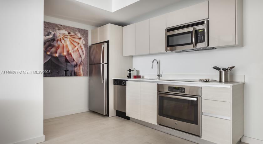 BEACHWALK CONDOMINIUM - Residential Lease