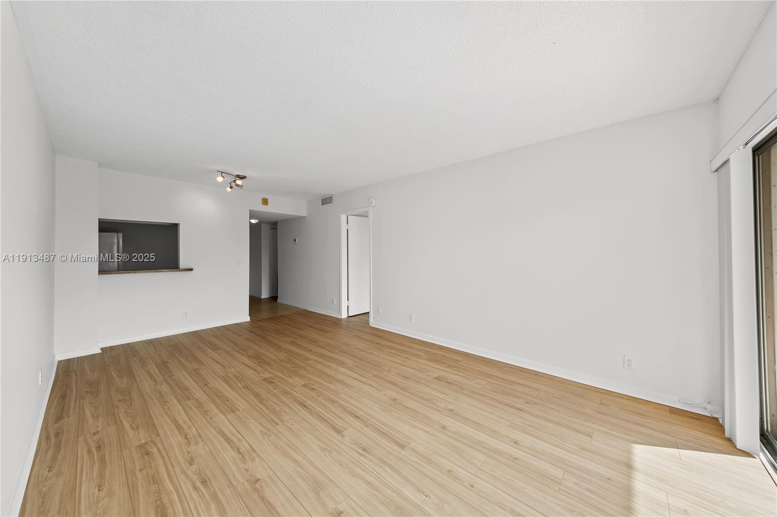 CAMINO CIRCLE CONDO - Residential Lease