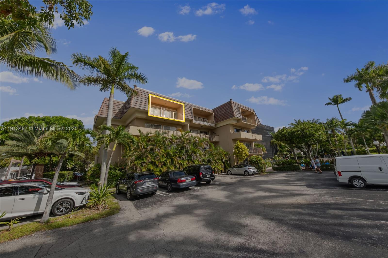 CAMINO CIRCLE CONDO - Residential Lease