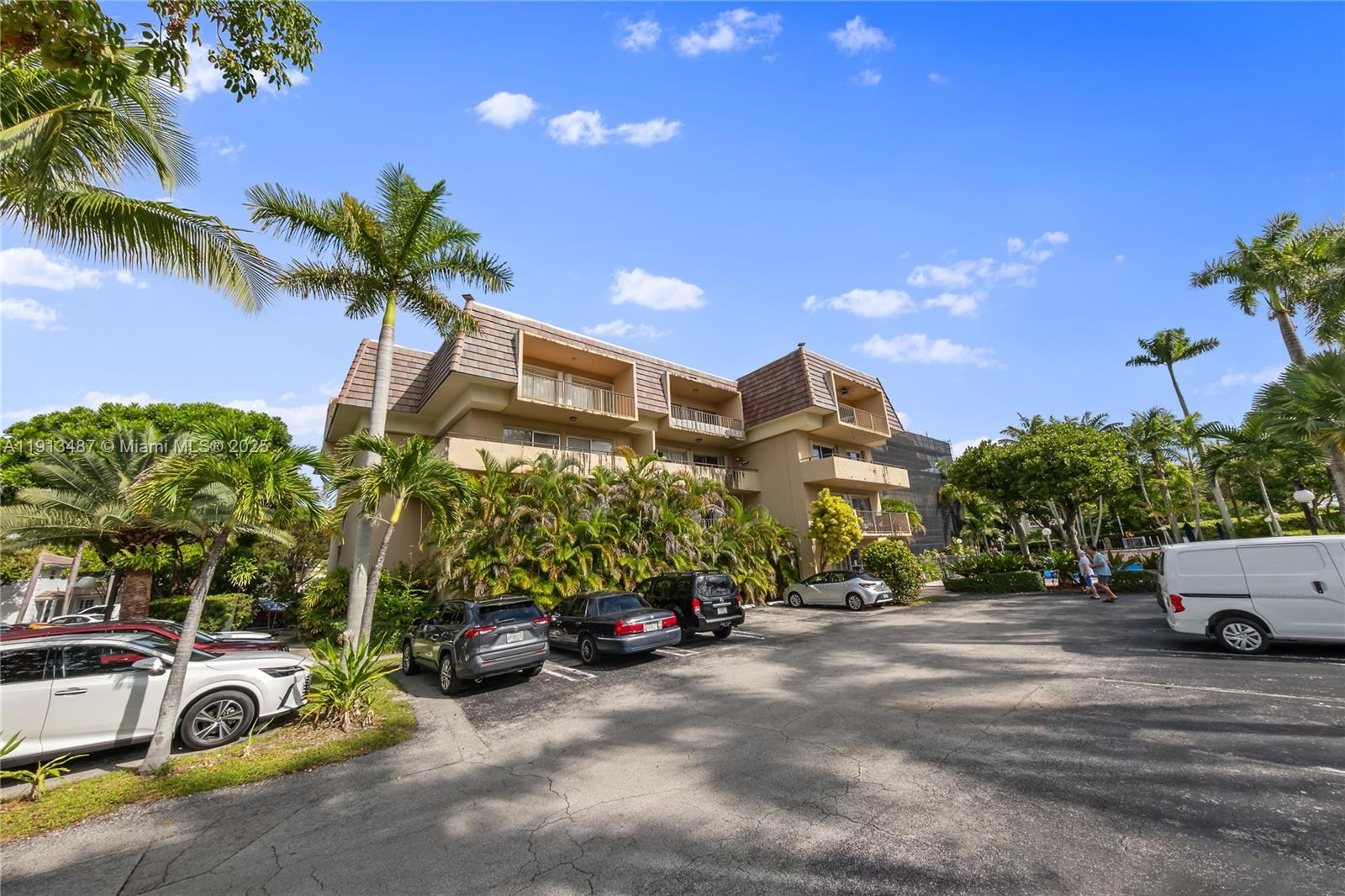 CAMINO CIRCLE CONDO - Residential Lease