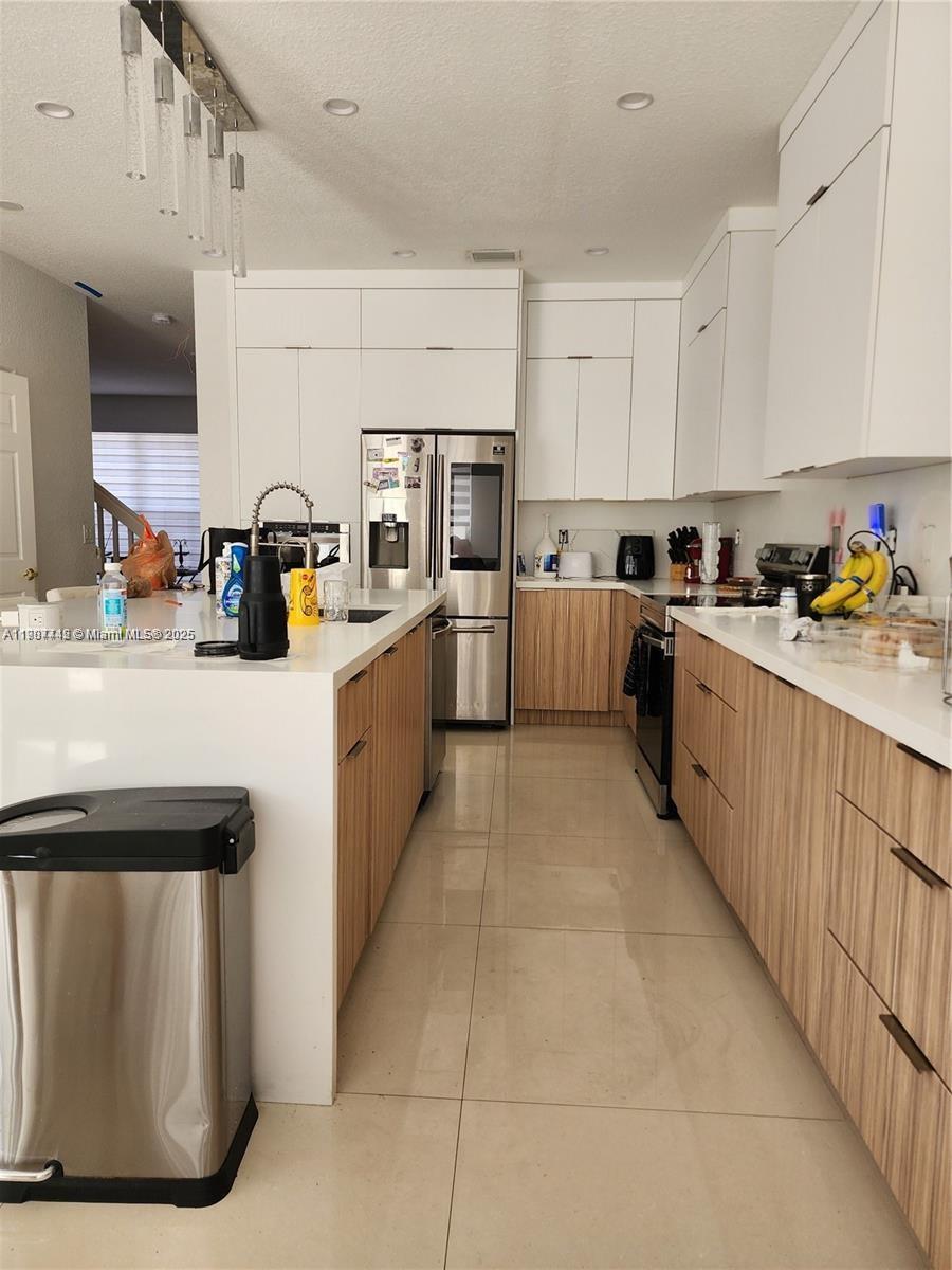 WALNUT CREEK TOWNHOMES - Residential