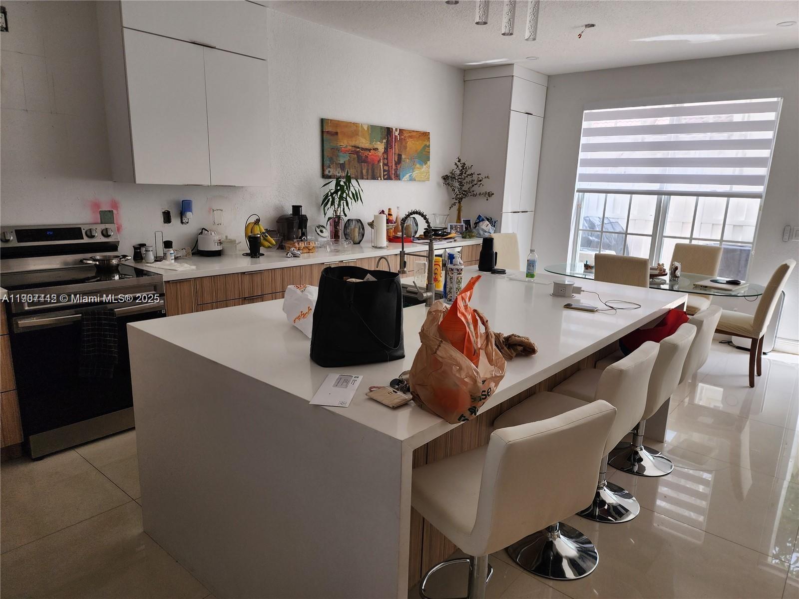 WALNUT CREEK TOWNHOMES - Residential