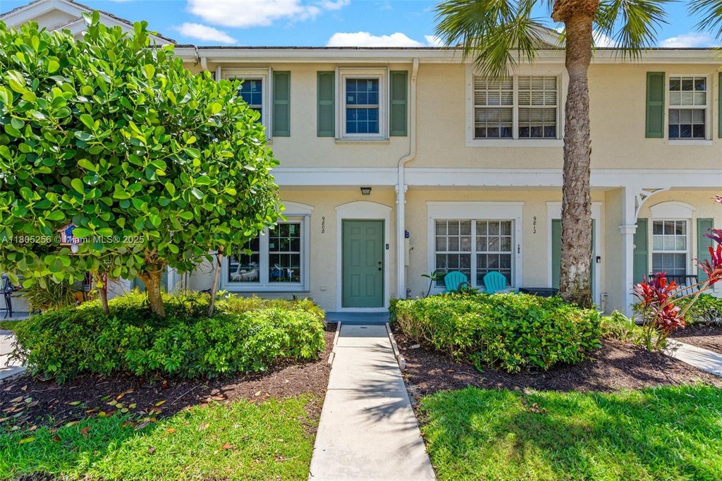Photo of 9808 NW 56th Pl, Coral Springs, FL 33076 (MLS # A11805256)
