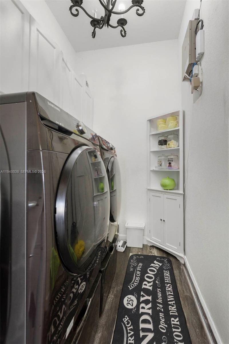 CUTLER CAY - Residential