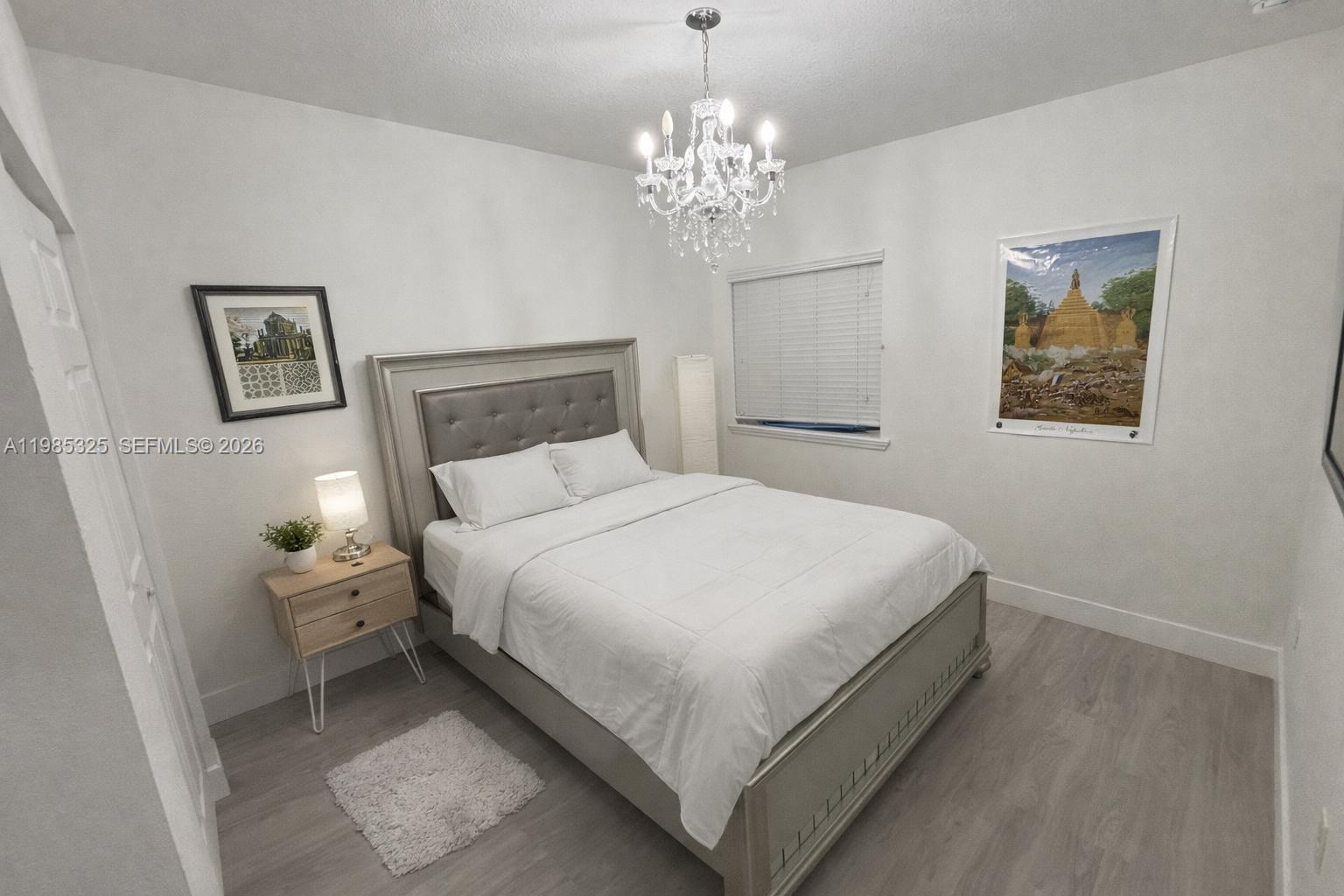 SUNSET LAKE TOWNHOMES - Residential Lease