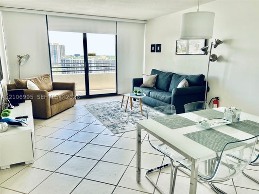 3505 S OCEAN DR APT 1404, HOLLYWOOD, FL 33019 - Image 8a86ece53b8ca576f6bf43e9c88bdb22/4228084086