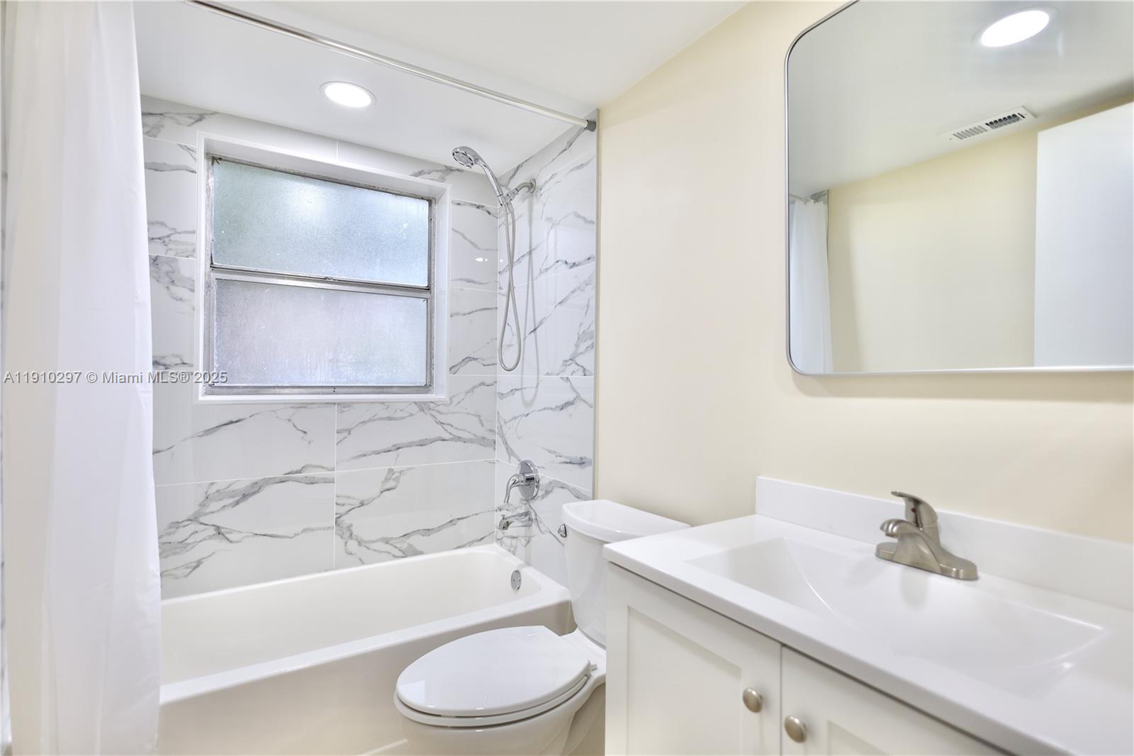 LAKEWOOD VILLAGE - Residential Lease