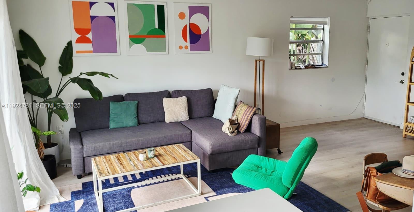 MERIDIAN TOWERS CONDO - Residential