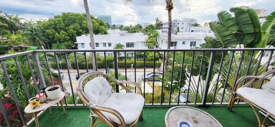 This two-bedroom, two-bathroom apartment is situated just blocks from the beach. The property underwent extensive renovations two years ago, including upgrades to the electrical system, air conditioning, and both bathrooms. Additional features include hurricane shutters, and the building has successfully completed its 40-year certification.
The unit is currently vacant and offers an assigned covered parking space, as well as an in-unit washer and dryer. This is an excellent opportunity to acquire a residence in Miami Beach, owner has already paid the special assessment.