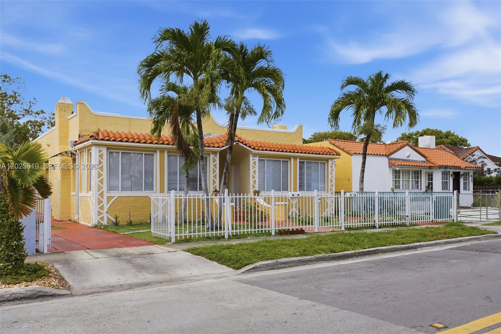 1743 SW 17th St 1