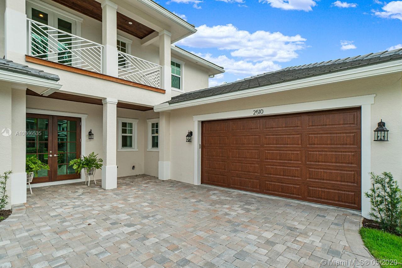 ESTATES CONDO - Residential
