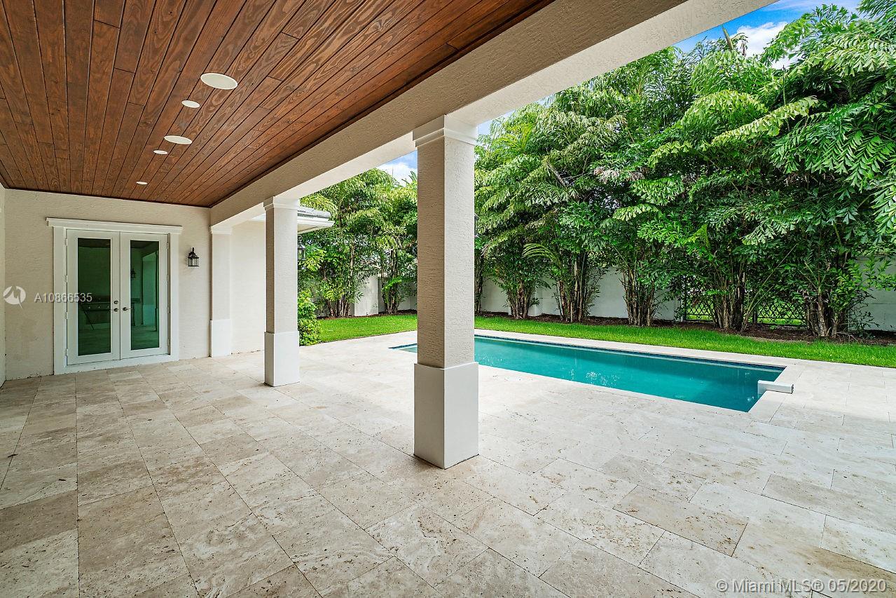 ESTATES CONDO - Residential