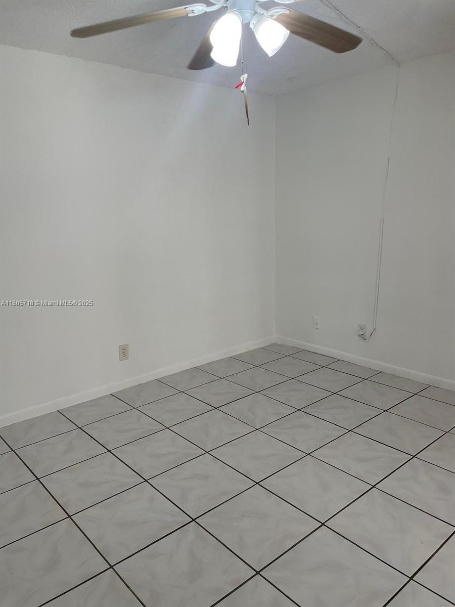810 SW 73rd Ave 9