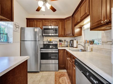 5000 NW 36th St 408, Lauderdale Lakes, FL 33319 - MLS#: A11521938