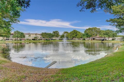 A home in Lauderdale Lakes