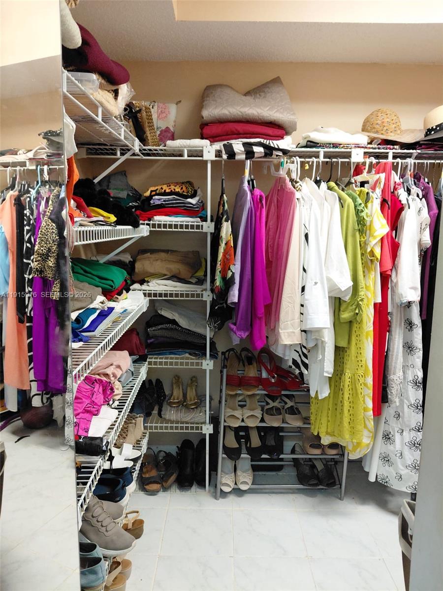 HAWTHORNE AT CENTURY VILL - Residential