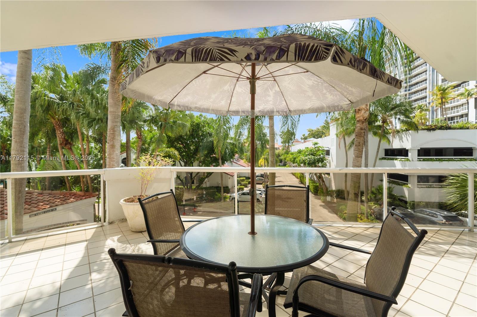 Rental Property at 3610 Yacht Club Dr 213, Aventura, Miami-Dade County, Florida - Bedrooms: 3 
Bathrooms: 2  - $3,600 MO.