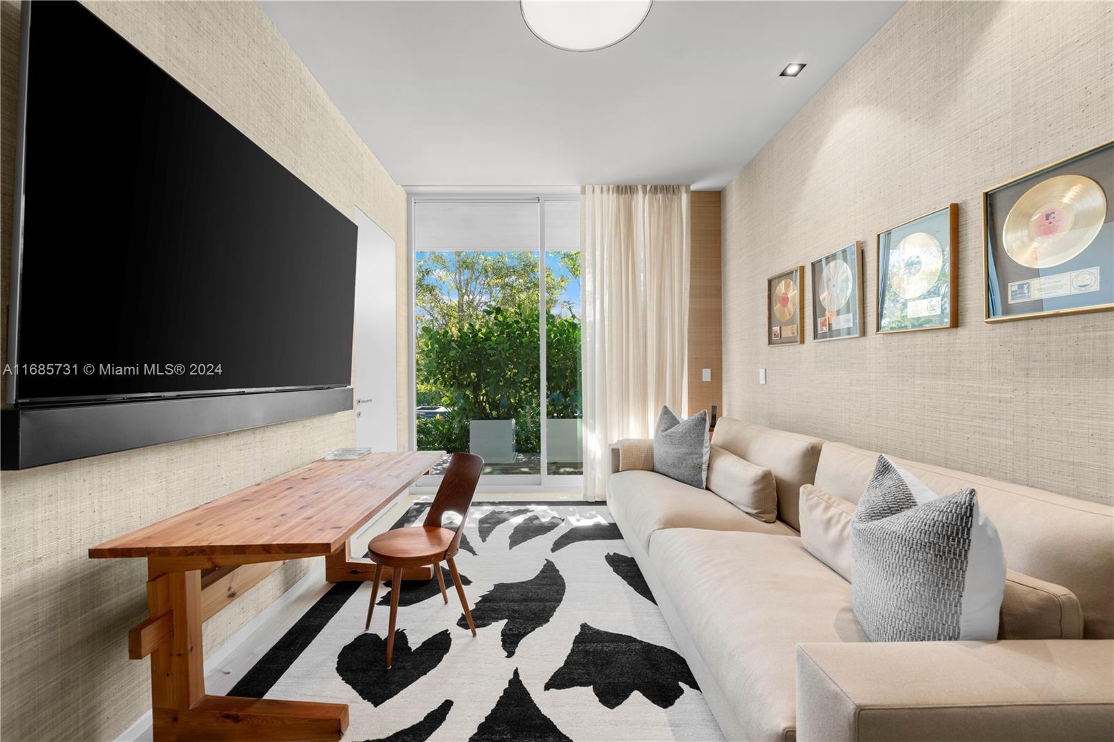 4701 NORTH MERIDIAN CONDO - Residential