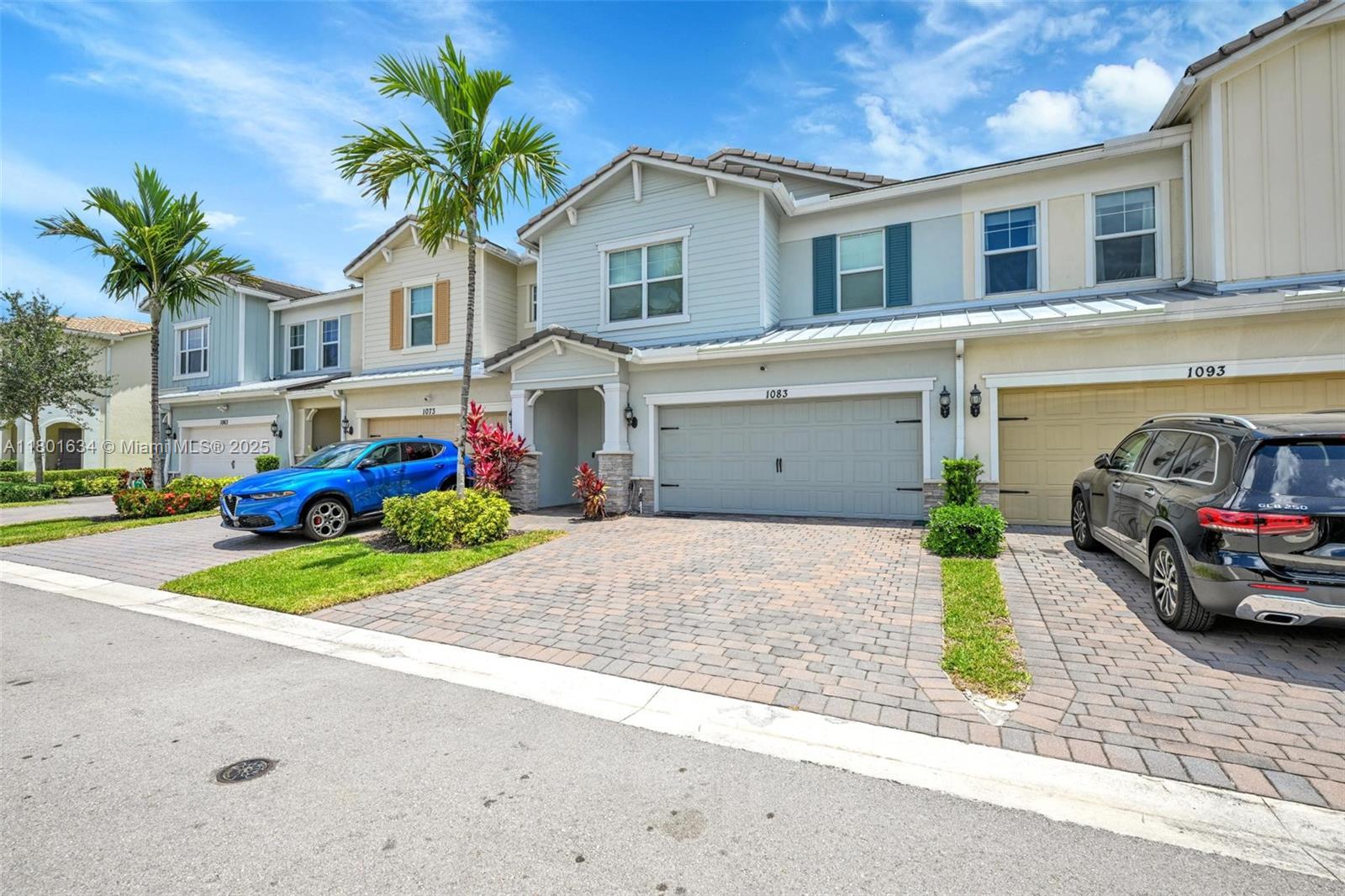 HILLCREST COUNTRY CLUB SO - Residential