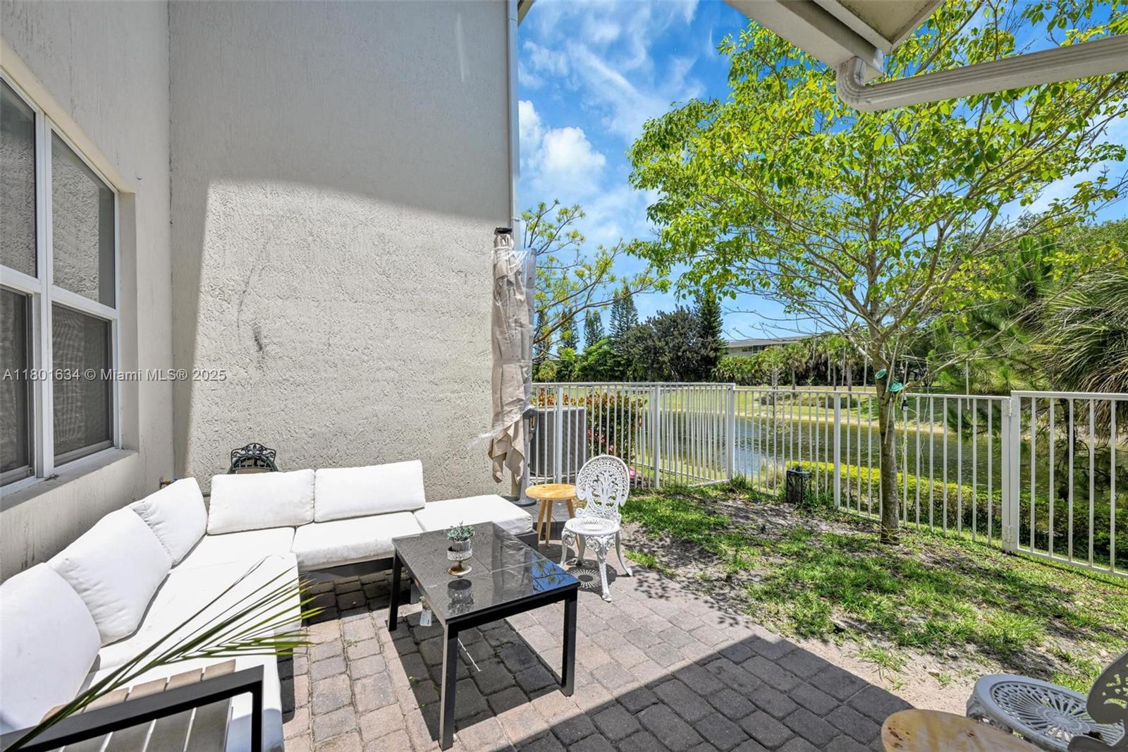 HILLCREST COUNTRY CLUB SO - Residential