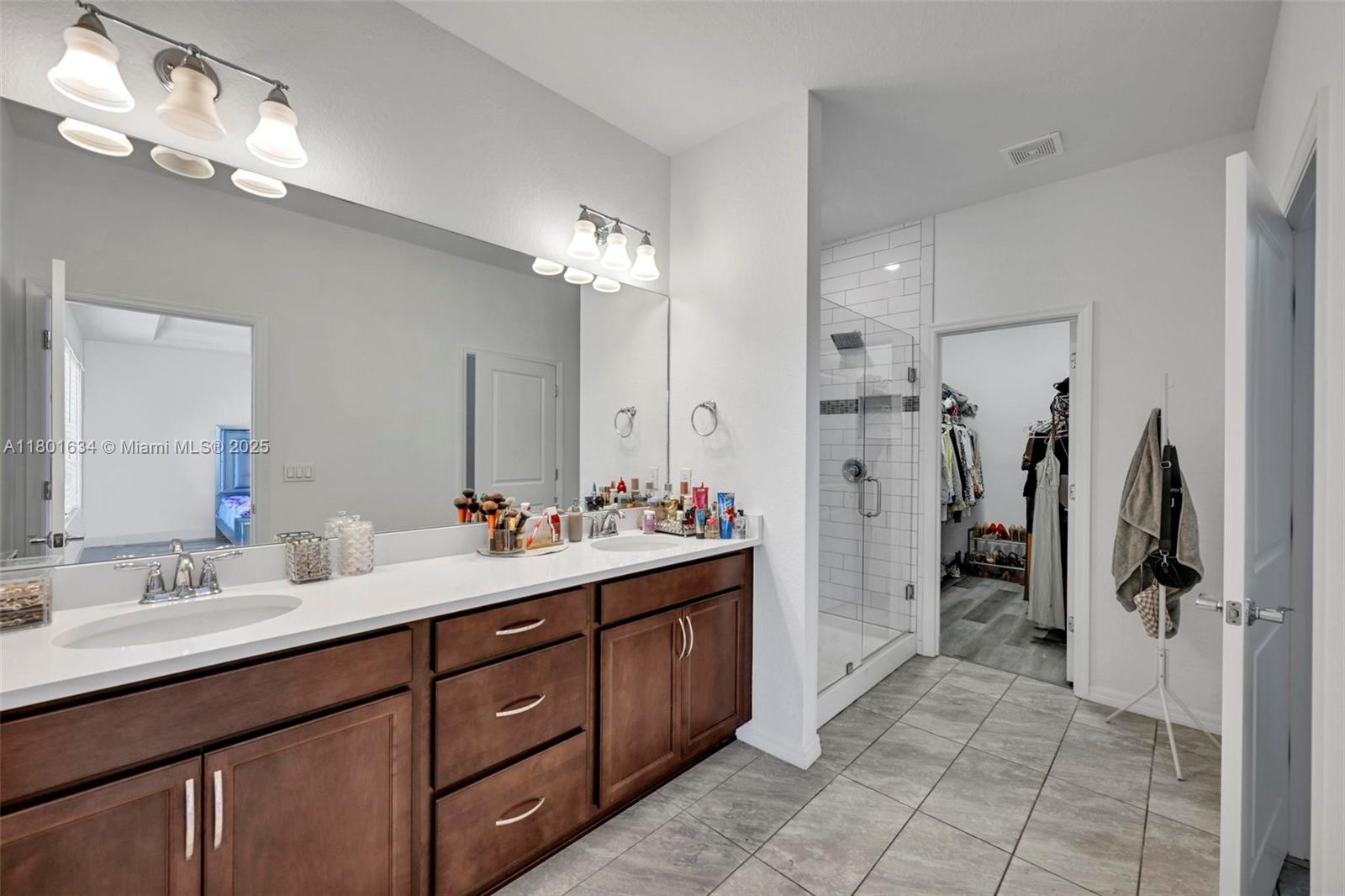 HILLCREST COUNTRY CLUB SO - Residential