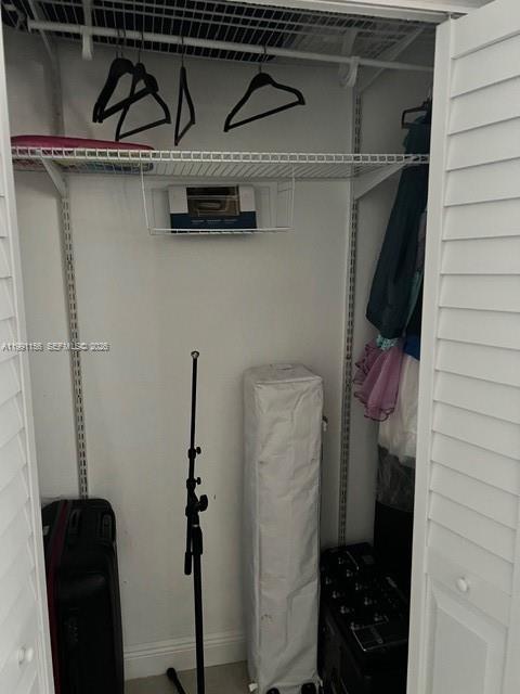 GLENDALE LAWNS REV PLAT - Residential Lease