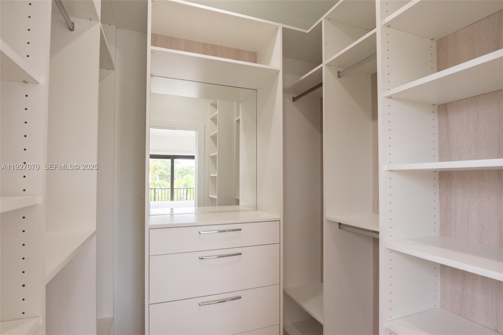 BELAIR WPB - Residential