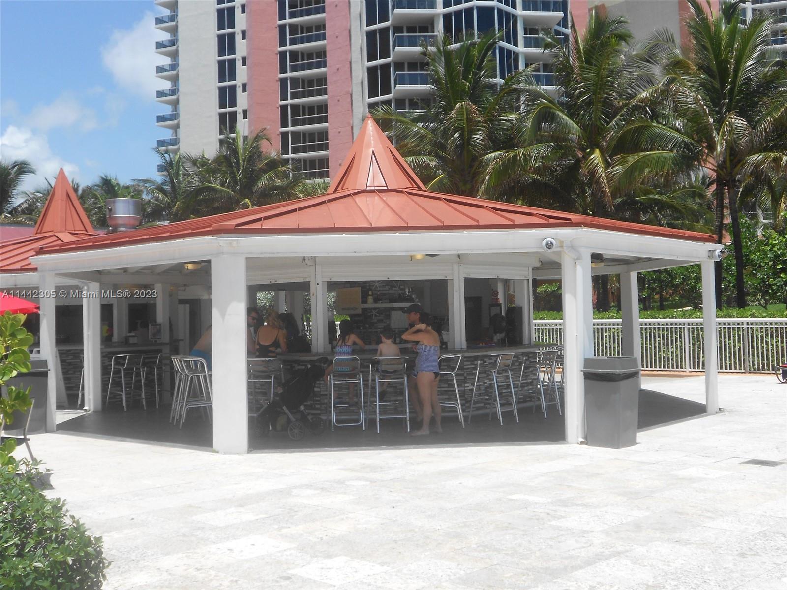 THE AVENTURA BEACH CLUB C - Residential